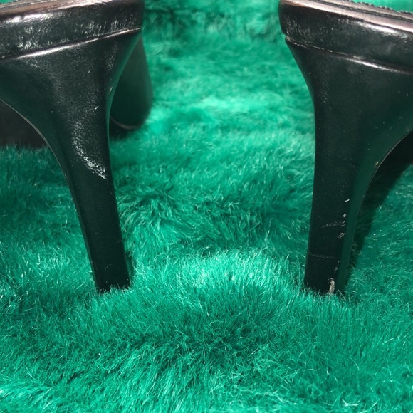 High Heels - Picture 7 of 7